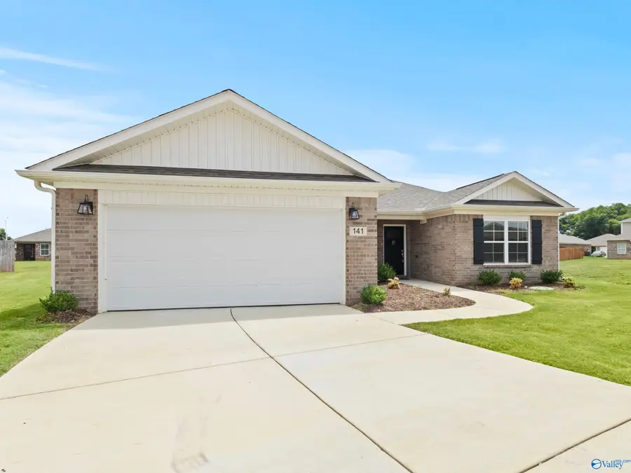 141 Domingues Avenue, Meridianville, AL 35759 - Image #2