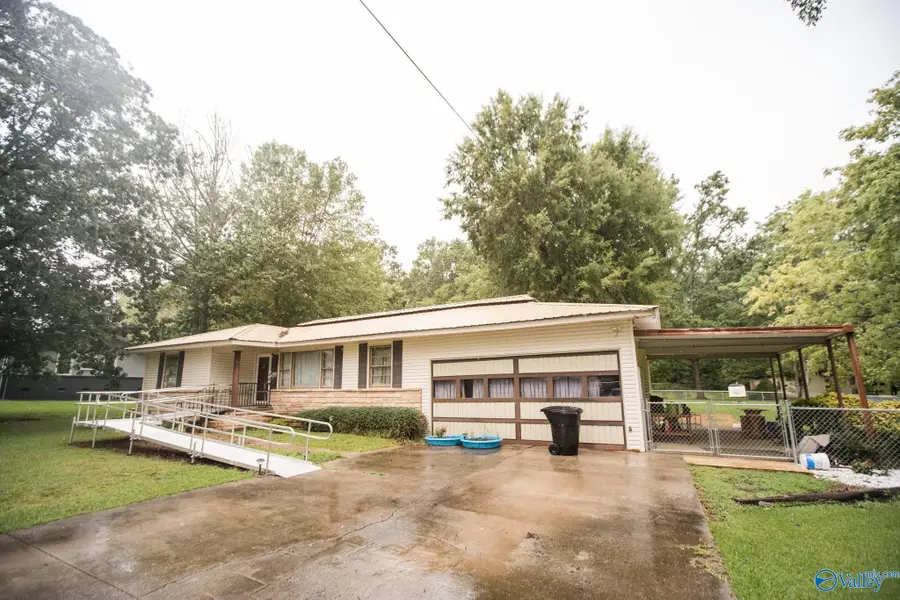134 Brentwood Drive, Gadsden, AL 35901 - Image #2