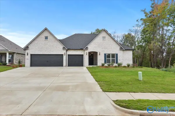 102 Tara Drive, Huntsville, AL 35811