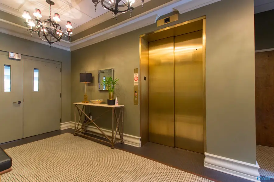 301 Holmes Avenue Ne #301, Huntsville, AL 35801 - Image #3