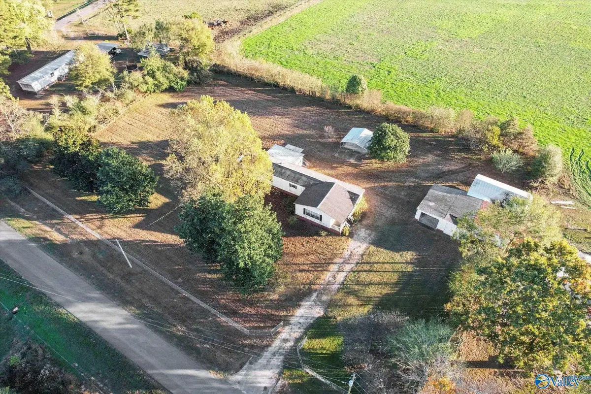 1004 Wolf Creek Road, Albertville, AL 35951 - Image #1