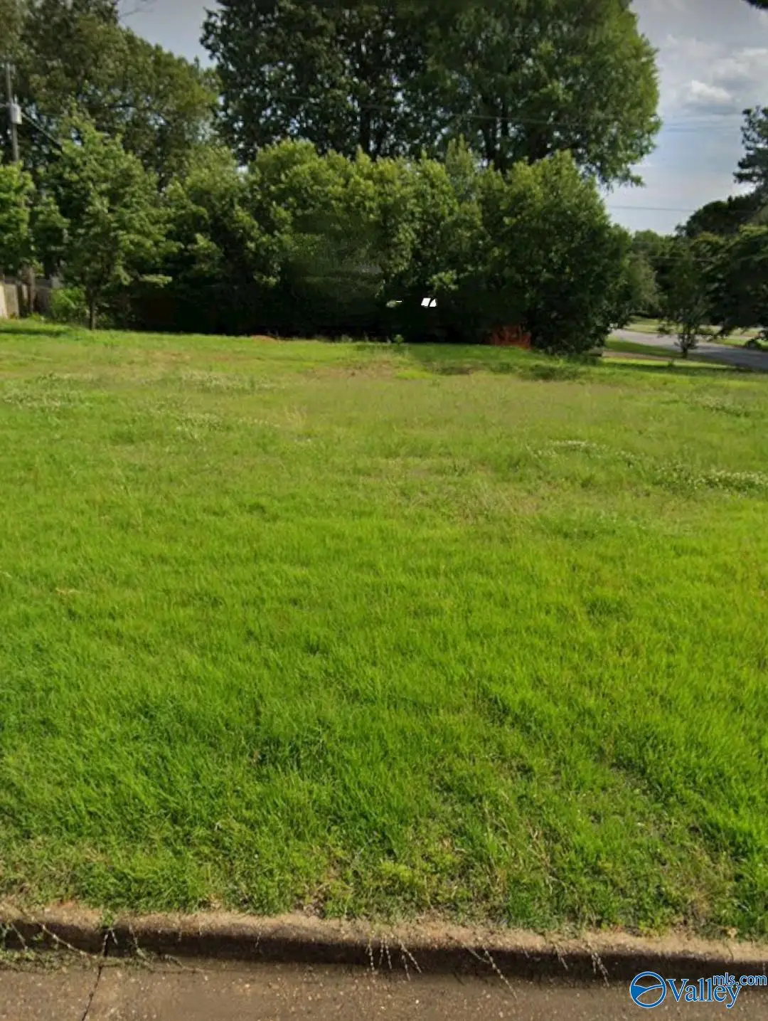 125 SE Wingate Avenue Se, Huntsville, AL 35801 - Image #1