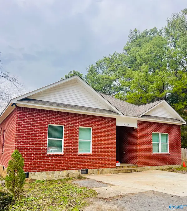 19259 Runway Street, Athens, AL 35614