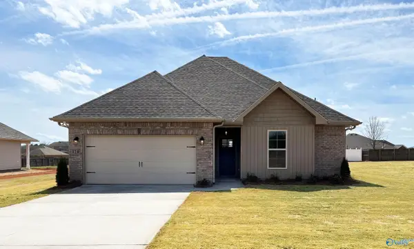 120 Parvin Way Drive, Hazel Green, AL 35750