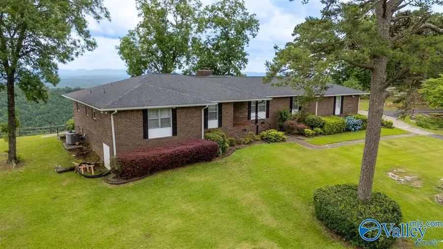 1533 Bellevue Drive, Gadsden, AL 35904 - Image #2