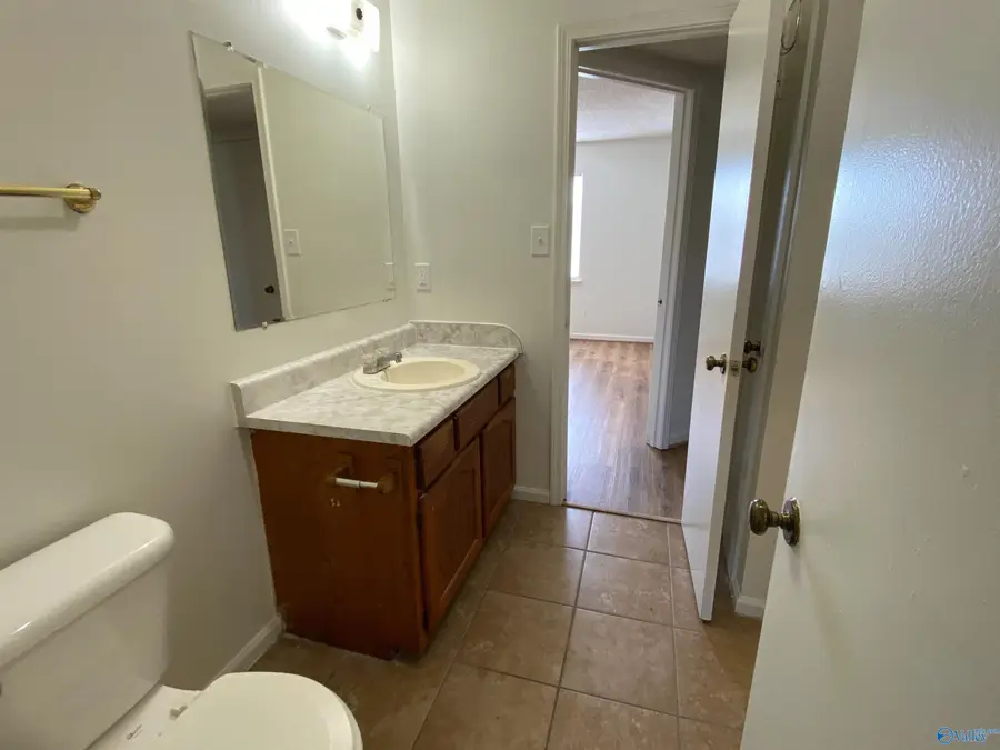 1803 Graymont Lane, Decatur, AL 35603 - Image #3