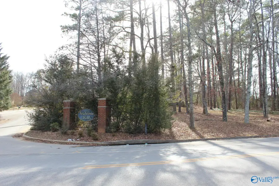 3401 Cedarhurst Drive Sw, Decatur, AL 35603 - Image #2