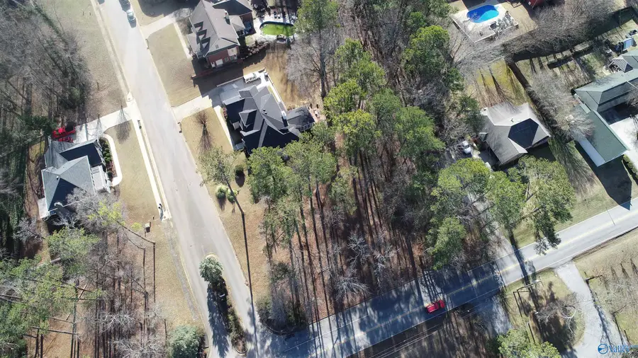 3401 Cedarhurst Drive Sw, Decatur, AL 35603 - Image #3