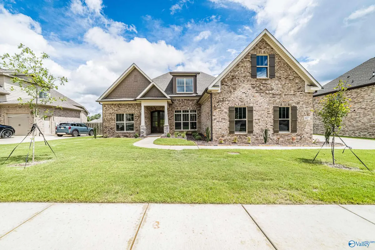 6027 Peach Pond Way Se, Owens Cross Roads, AL 35763 - Image #1