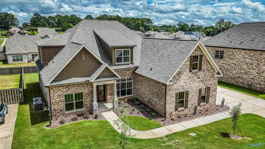 6027 Peach Pond Way Se, Owens Cross Roads, AL 35763 - Image #2