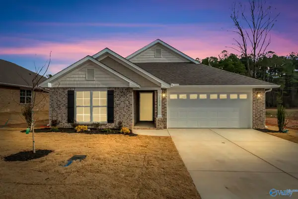 15310 Springbrook Trace, Athens, AL 35611