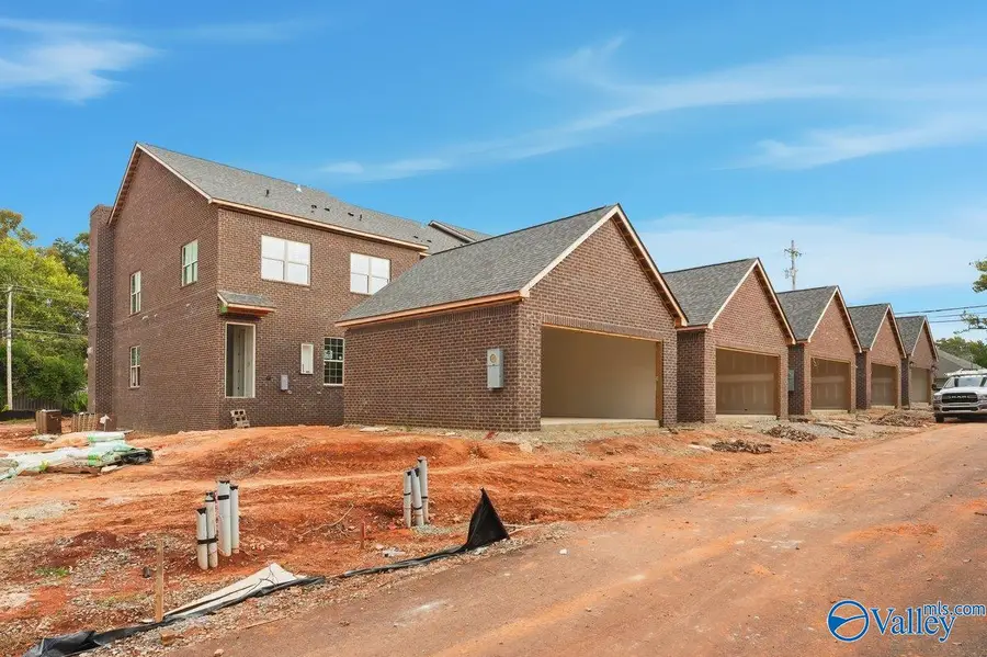 207 Marsheutz Avenue Sw, Huntsville, AL 35801 - Image #3