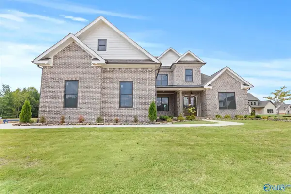 23362 Sawgrass Drive, Athens, AL 35613