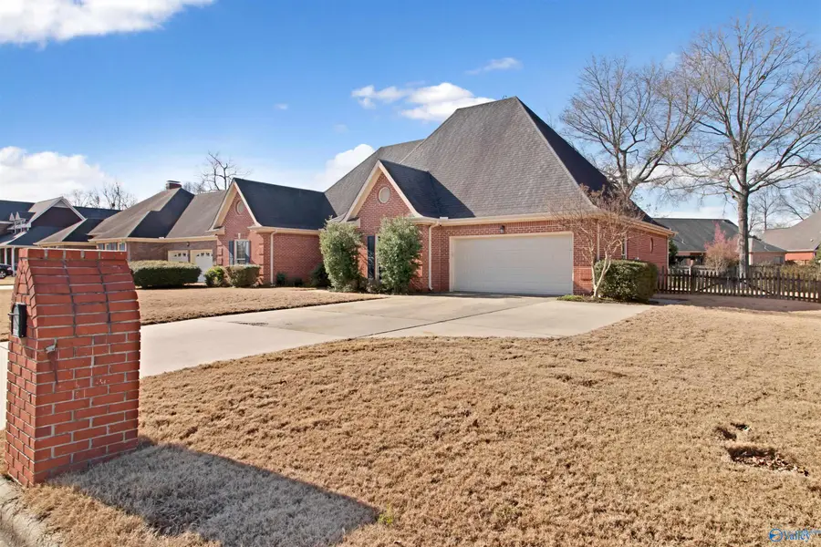 2313 Cumberland Court Sw, Decatur, AL 35603 - Image #3