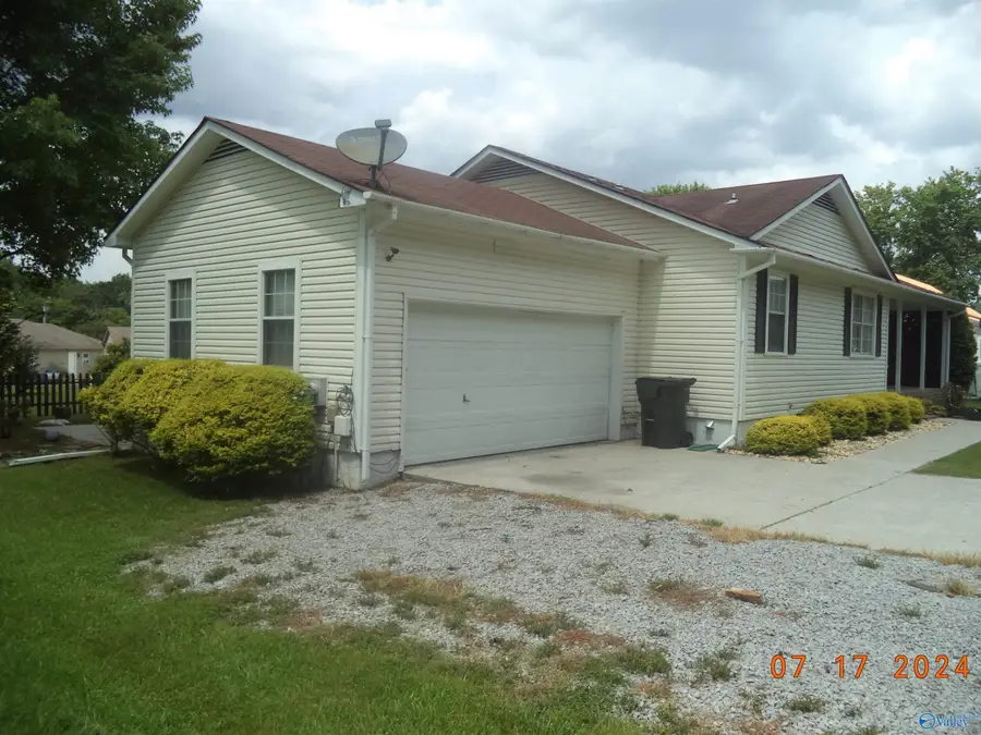 131 Styles Drive, Gurley, AL 35748 - Image #2