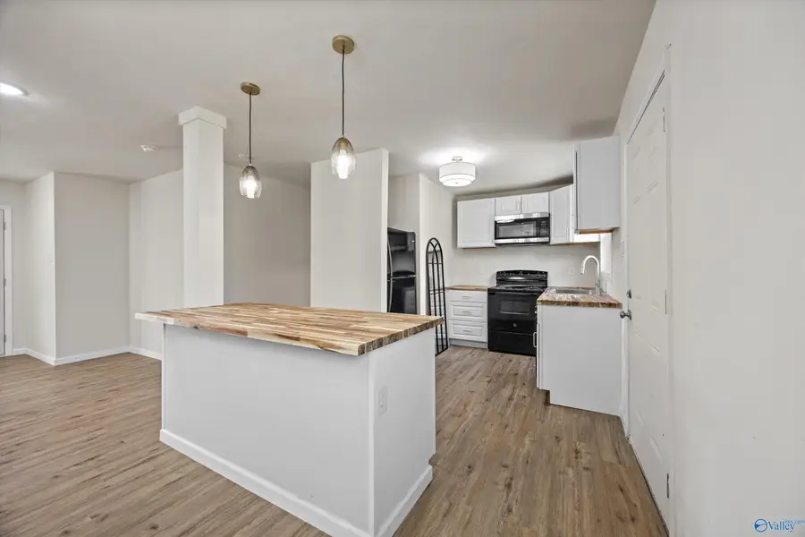 2118 Medaris Road Nw, Huntsville, AL 35810 - Image #2