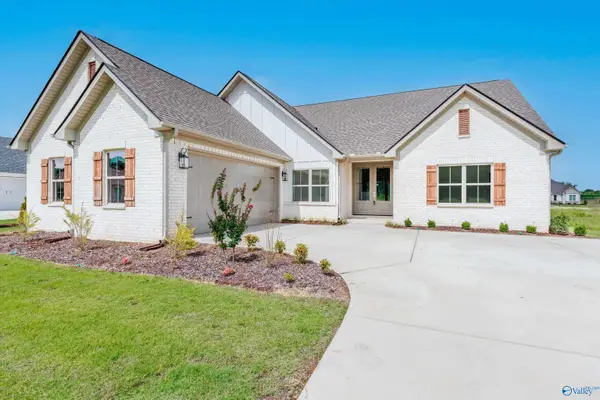 17677 Carillon Drive, Athens, AL 35611