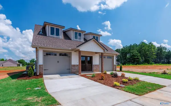 22122 Mulligan Parkway, Athens, AL 35613