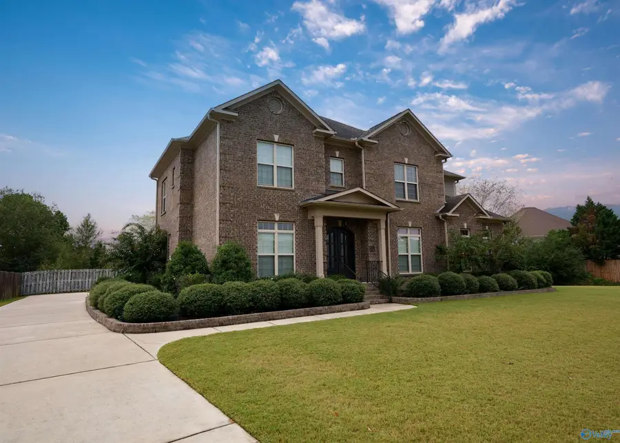 4702 Shortline Circle, Owens Cross Roads, AL 35763 - Image #3