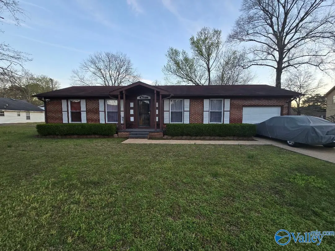 2131 Pisgah Circle Nw, Huntsville, AL 35810 - Image #1