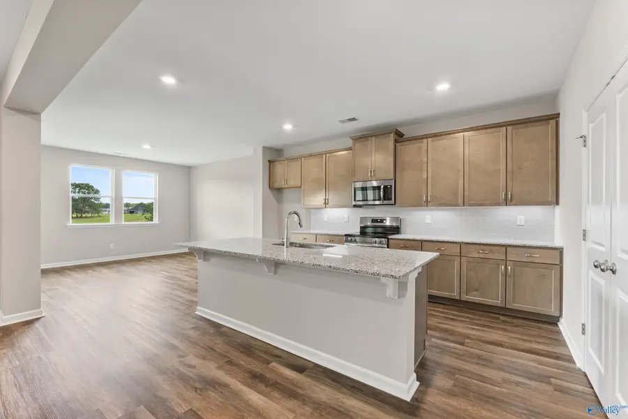 210 Applewood Court, Huntsville, AL 35811 - Image #2