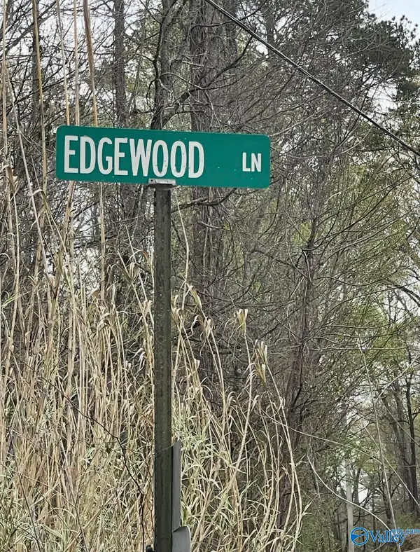 153 Edgewood Lane, Guntersville, AL 35976