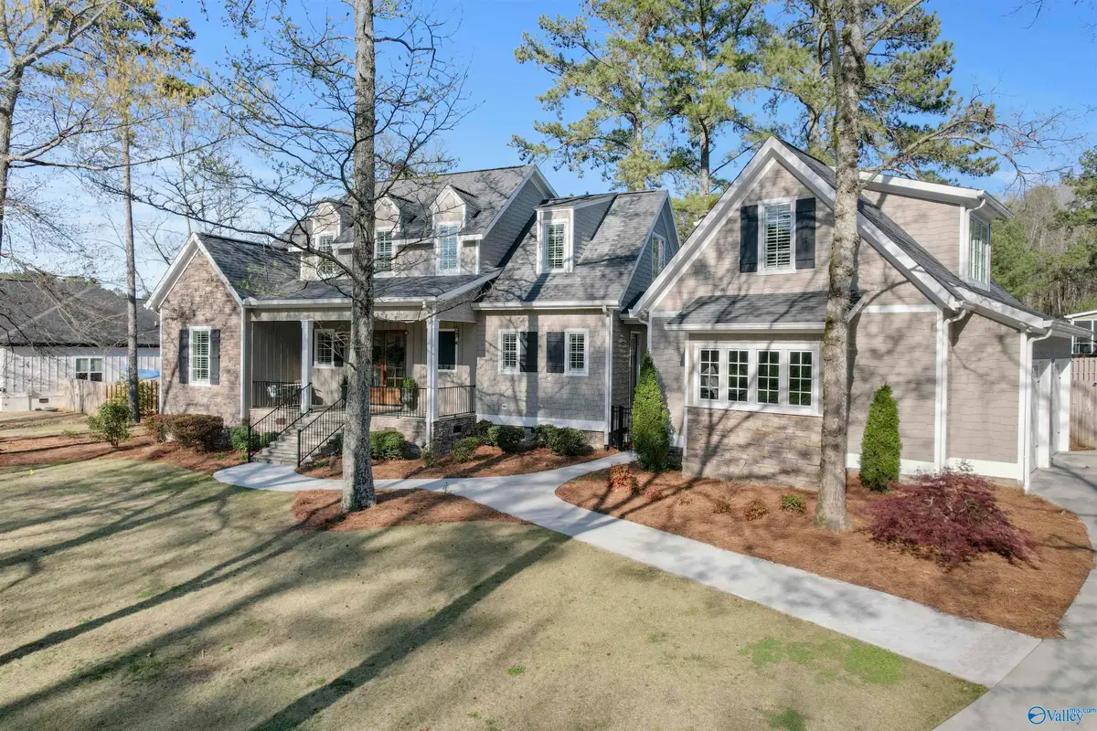 5405 Spring Creek Drive, Guntersville, AL 35976 - Image #1