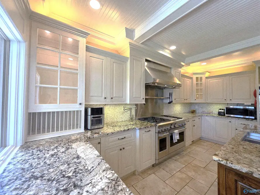 110 Danika Drive, Huntsville, AL 35806 - Image #3