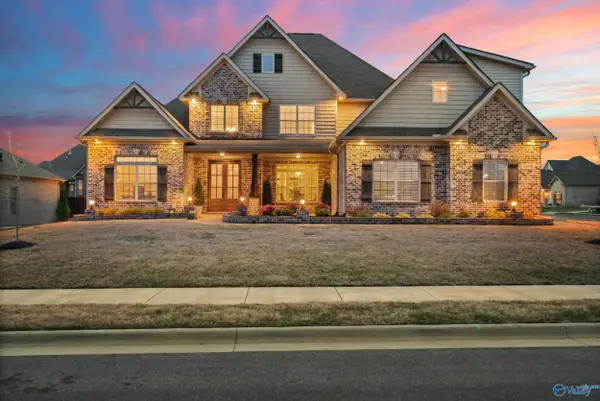 13841 Front Nine Drive, Athens, AL 35611