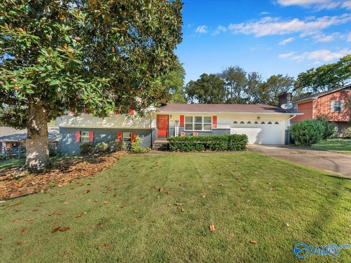 409 Cumberland Drive Se, Huntsville, AL 35803 - Image #1
