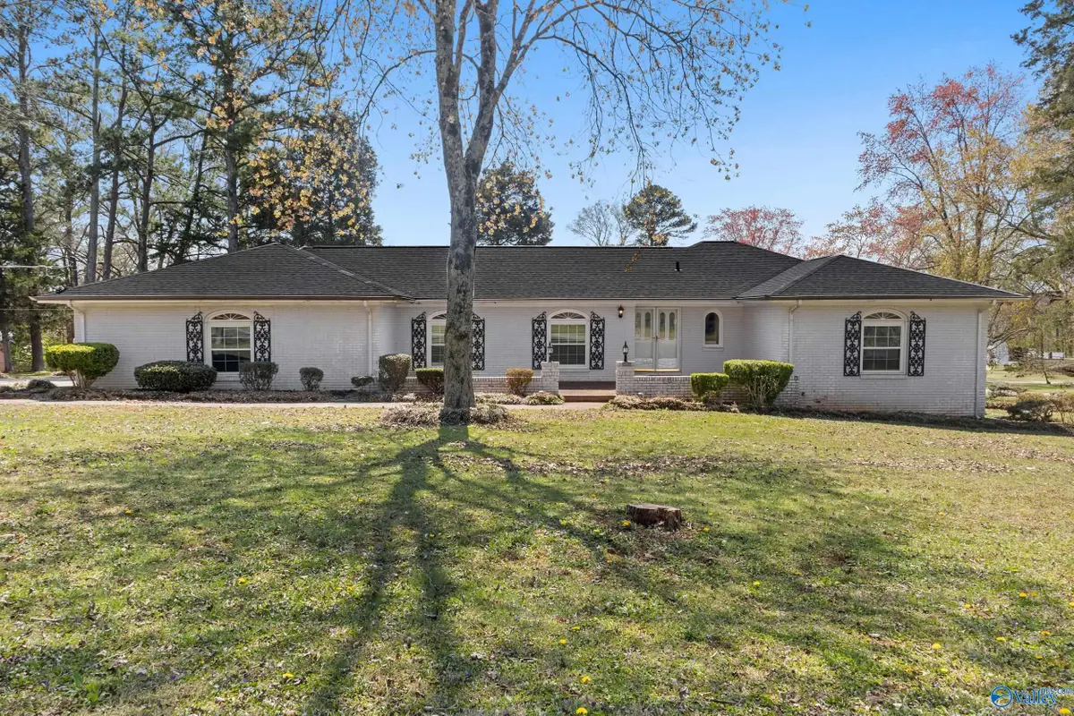 3000 Eolyne Kelly Way Ne, Huntsville, AL 35811 - Image #1