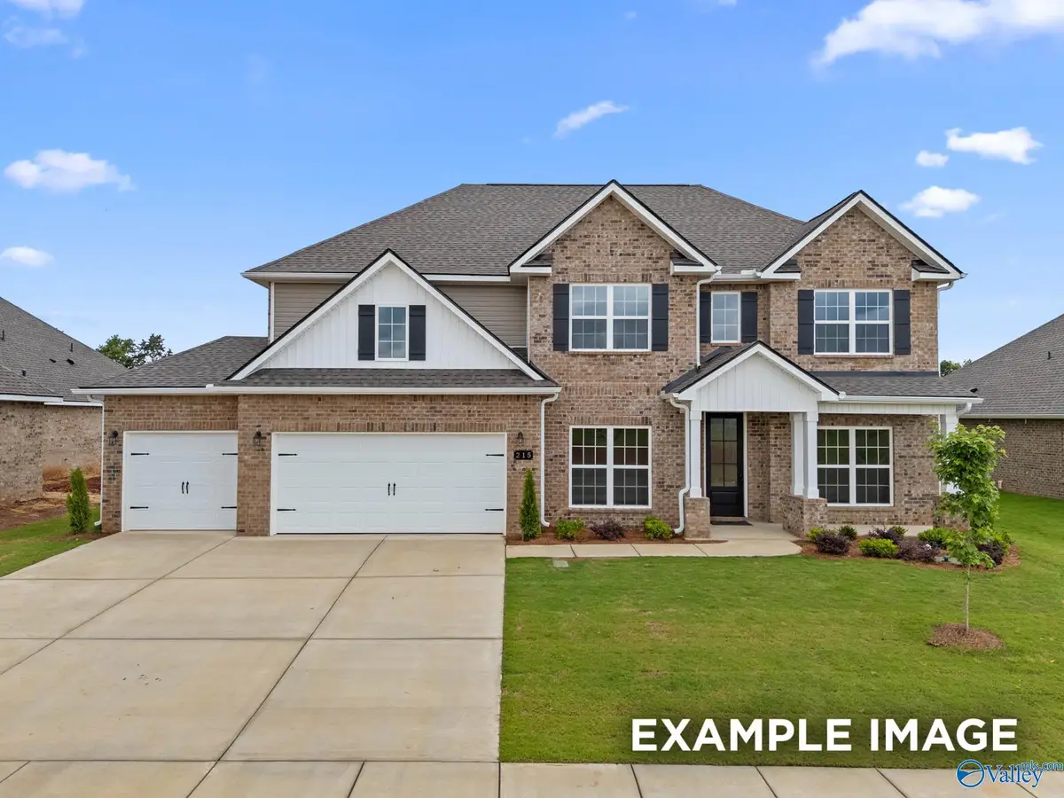 815 Ronnie Drive, Hartselle, AL 35640 - Image #1