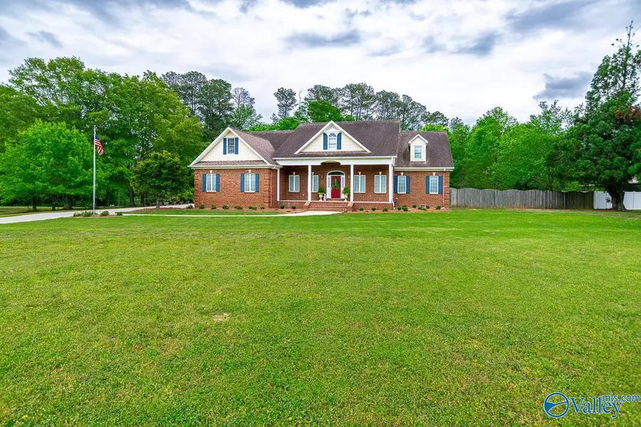 1102 Vines Drive Ne, Hartselle, AL 35640 - #2