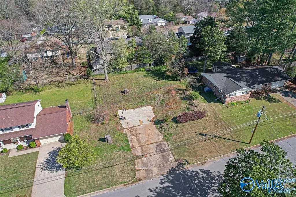 913 San Ramon Avenue Se, Huntsville, AL 35802 - Image #1