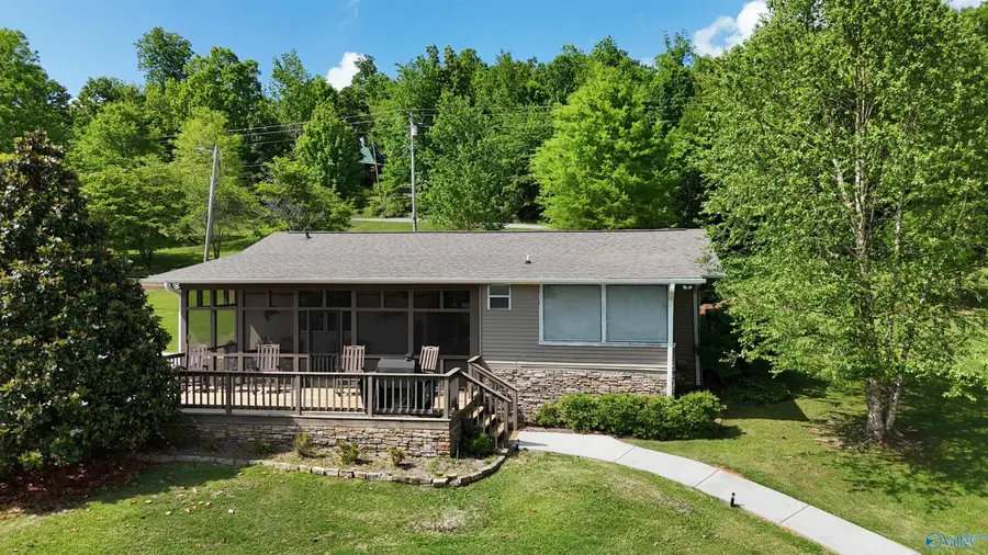 1314 Buck Island Drive, Guntersville, AL 35976 - Image #3