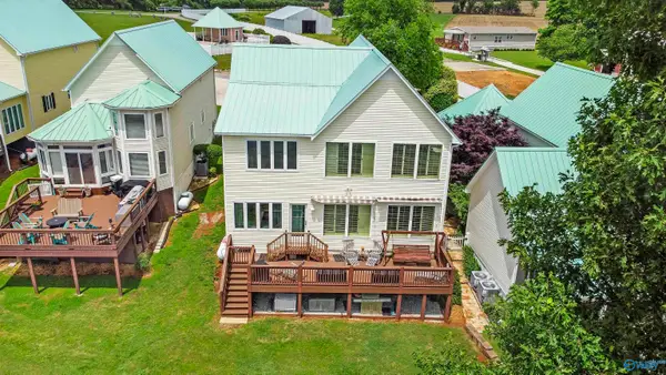 6468 Turtle Bay Way E, Athens, AL 35611