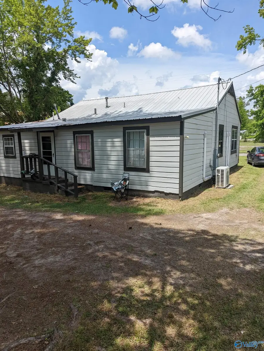 1413 Eastview Avenue, Gadsden, AL 35903 - Image #2