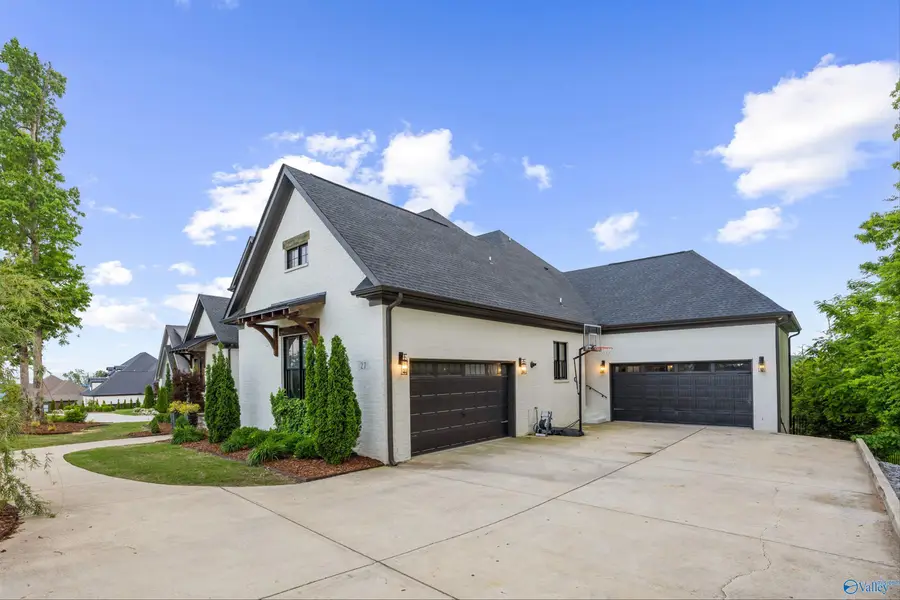 27 Watson Grande Way, Owens Cross Roads, AL 35763 - Image #3