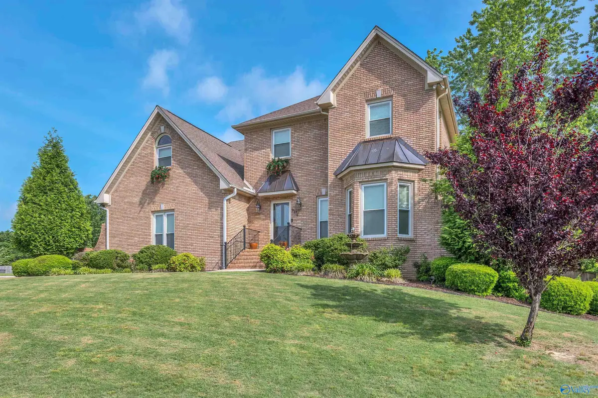 9176 Turtle Point Drive, Killen, AL 35645 - Image #1