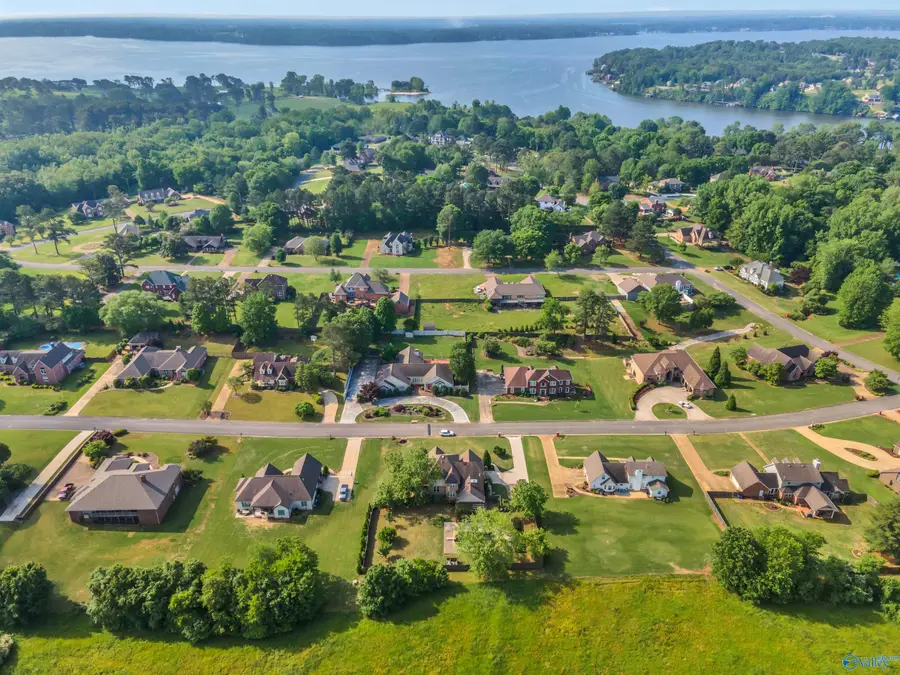 9176 Turtle Point Drive, Killen, AL 35645 - Image #2