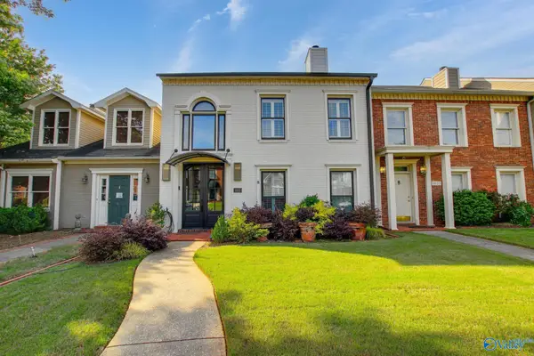 1625 River Bend Place Se, Decatur, AL 35601