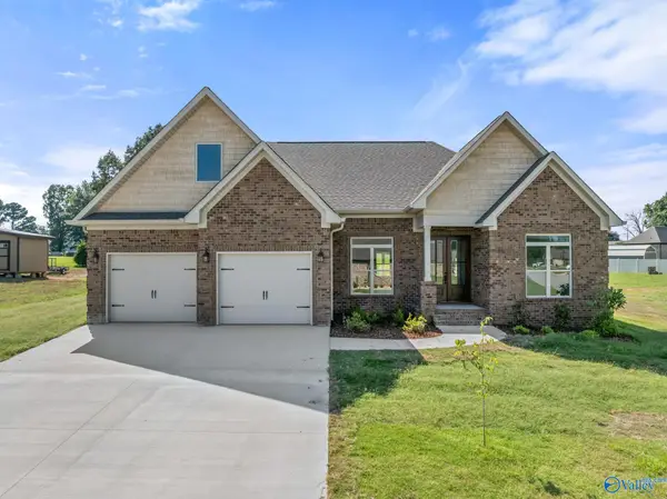 215 Dogwood Drive, Rogersville, AL 35652