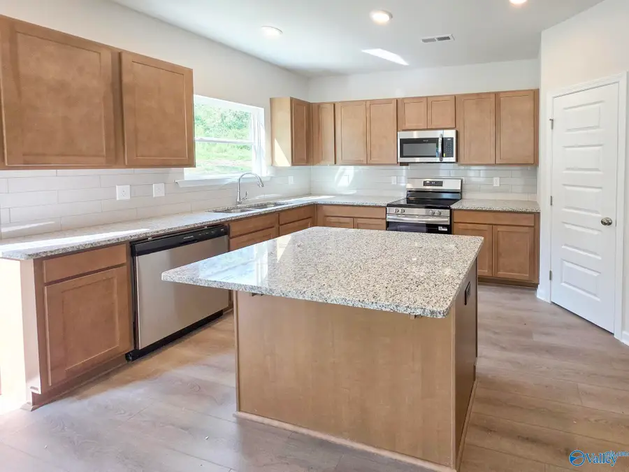 7314 Pine Run Lane, Owens Cross Roads, AL 35763 - Image #2