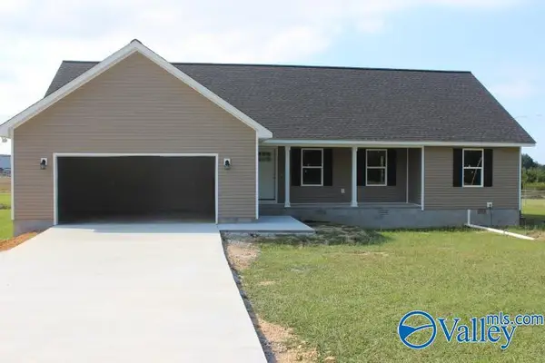 37 Mitchell Drive, Rainsville, AL 35986