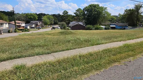 3221 Delicado Drive, Huntsville, AL 35810