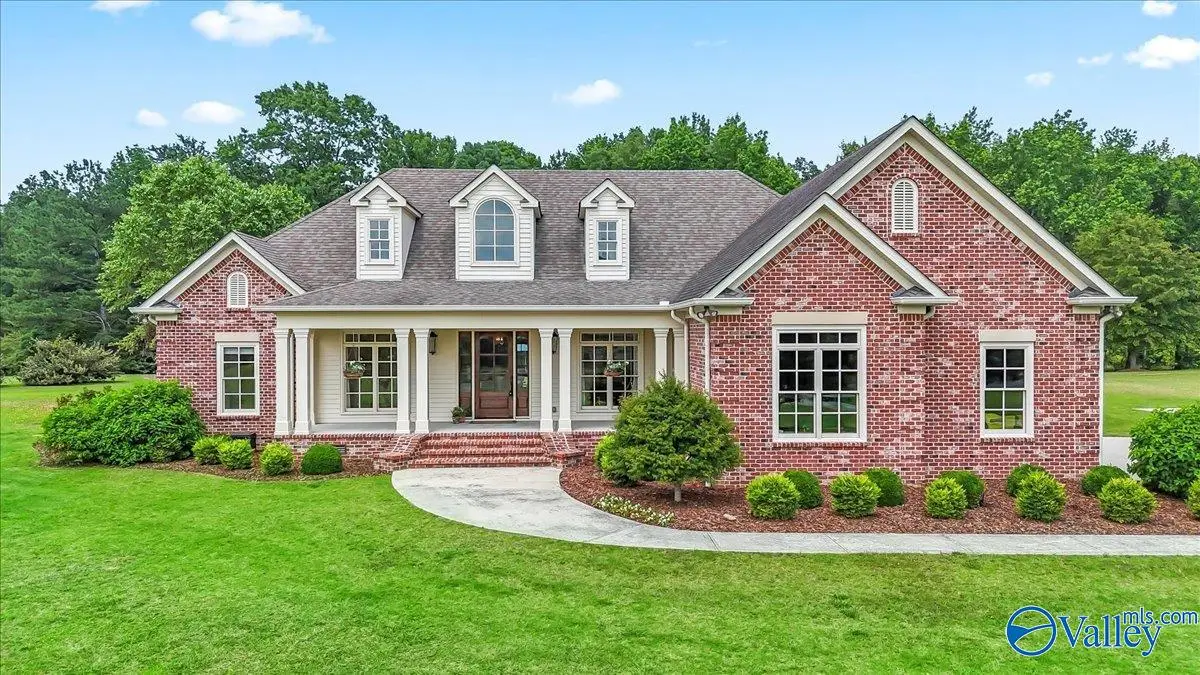 396 Worthington Lane, Guntersville, AL 35976 - Image #1