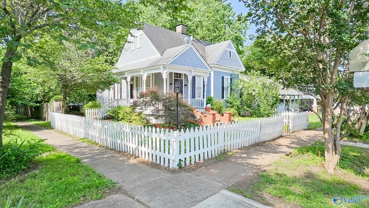 211 Prospect Drive Se, Decatur, AL 35601 - Image #1