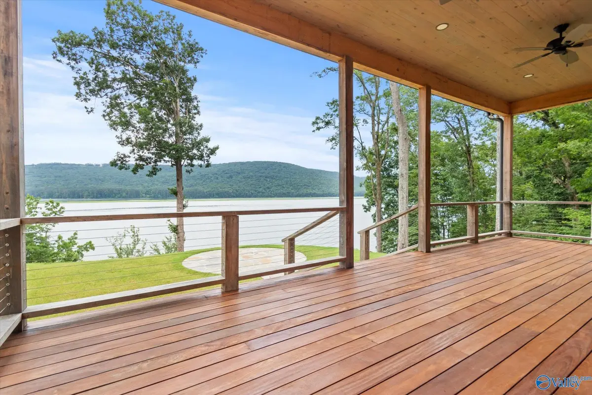 2231 Lookout Mountain Drive, Scottsboro, AL 35769 - Image #1