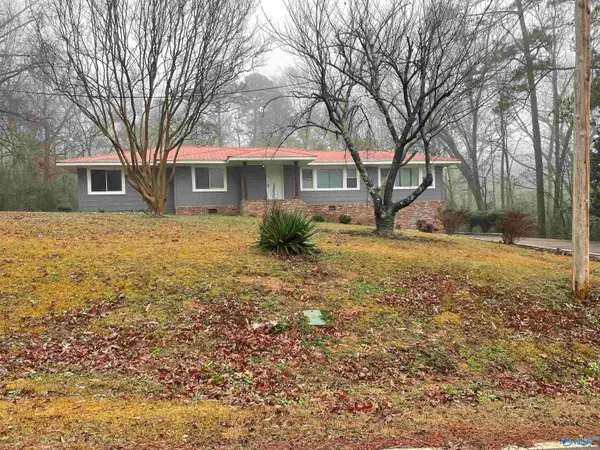 2025 Mccoy Street, Gadsden, AL 35901