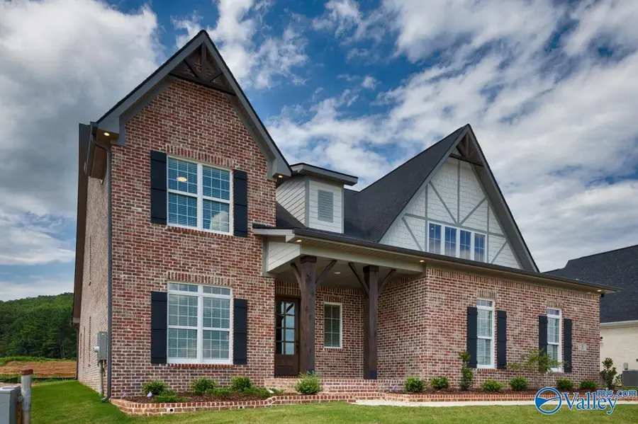 8320 Grayback Boulevard, Owens Cross Roads, AL 35763 - Image #2